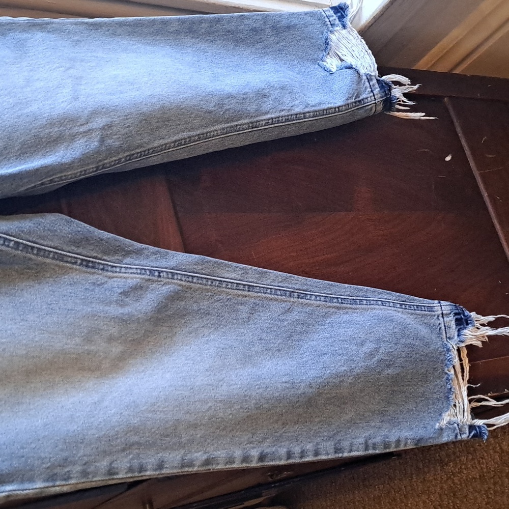 Calvin Klein Jeans Size 26 Light Blue Hi Rise Classic Straight Fit Jeans - Picture 4 of 6